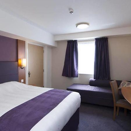 Premier Inn Гринок Экстерьер фото