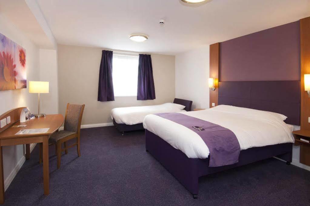 Premier Inn Гринок Экстерьер фото