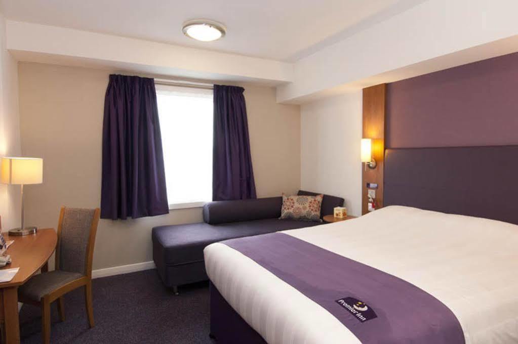 Premier Inn Гринок Экстерьер фото