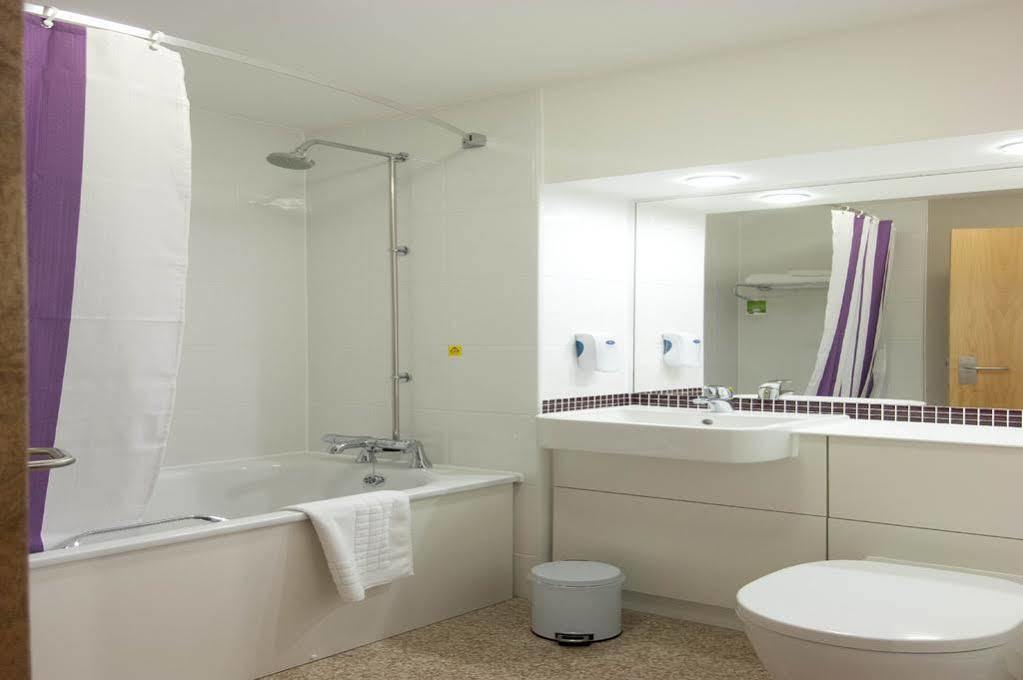 Premier Inn Гринок Экстерьер фото
